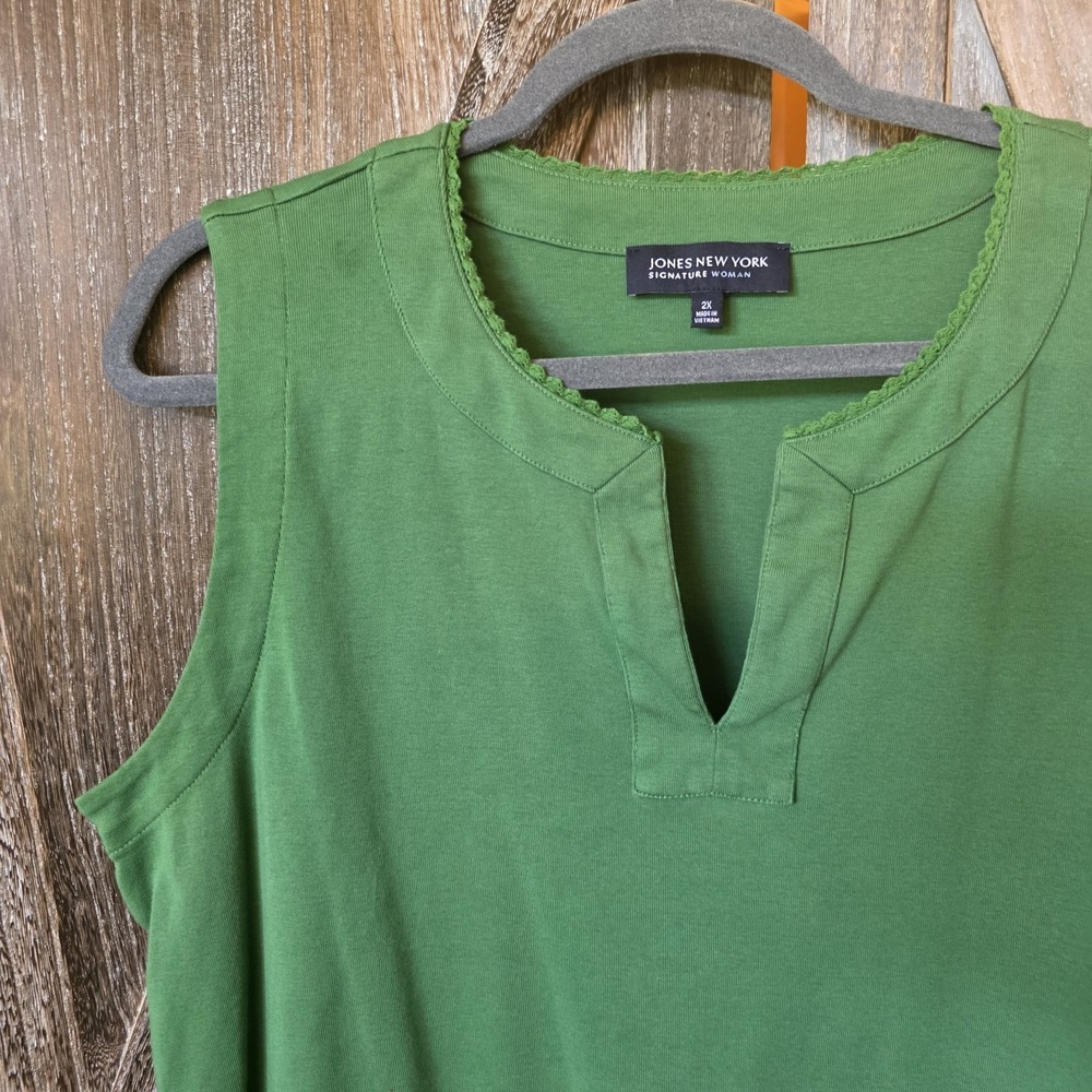 Jones New York Shirt Women's Size 2X Green Sleeveless Tank Top V-Neck Crochet - Picture 2 of 5